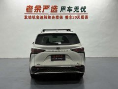 Toyota Gravia 2.5L Hybrid Prestige Plus AWD - ფოტო 8