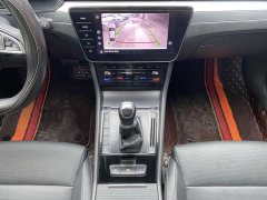 Skoda Superb TSI280 DSG Prestige - ფოტო 14