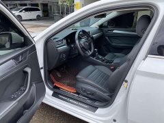 Skoda Superb TSI280 DSG Prestige - ფოტო 7