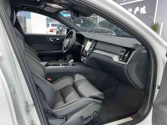 Volvo S60 2025 B5 Inscription Sport - ფოტო 5