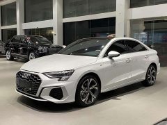Audi A3 A3L Limousine 35 TFSI Luxury Sport - ფოტო 1