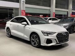 Audi A3 A3L Limousine 35 TFSI Luxury Sport - ფოტო 3