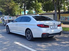BMW 5 Series 530Li Premier M Sport Package - ფოტო 12