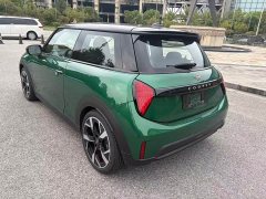 BMW MINI 2.0T COOPER S Artist 3-Door - ფოტო 4