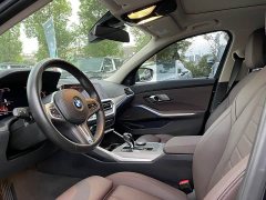 BMW 3 Series 325Li M Sport Night Edition Package - ფოტო 10