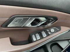 BMW 3 Series 325Li M Sport Night Edition Package - ფოტო 11