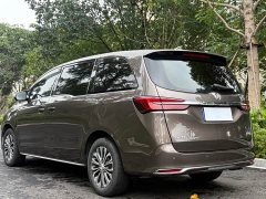 Buick GL8 Land Business Class Comfort Edition - ფოტო 4