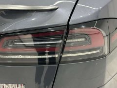Tesla Model S Tri-Motor All-Wheel Drive Plaid - ფოტო 8