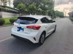 Ford Focus 2021 Hatchback EcoBoost 180 Automatic Trend - ფოტო 4