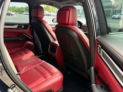 Porsche 2023 Cayenne 3.0T Platinum Edition - ფოტო 12