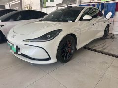 IM Motors Zhiji L6 Max Standard Edition - ფოტო 1