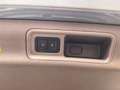 Denza D9 2022 DM-i 970 AWD Flagship - ფოტო 13