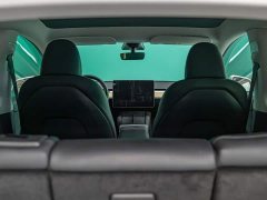 Tesla Model Y High Performance All-Wheel Drive - ფოტო 14