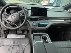 Honda Odyssey 2.0L e:HEV Luxury - ფოტო 5