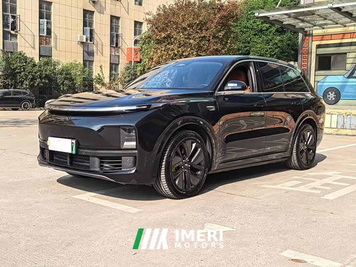 Li Auto L8 2024 Pro - ავტომობილი ჩინეთიდან