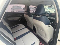 Geely Emgrand 2022 4th Generation 1.5L CVT Luxury - ფოტო 5