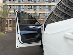 FAW Besturn T90 1.5T DCT Automatic Luxury - ფოტო 4