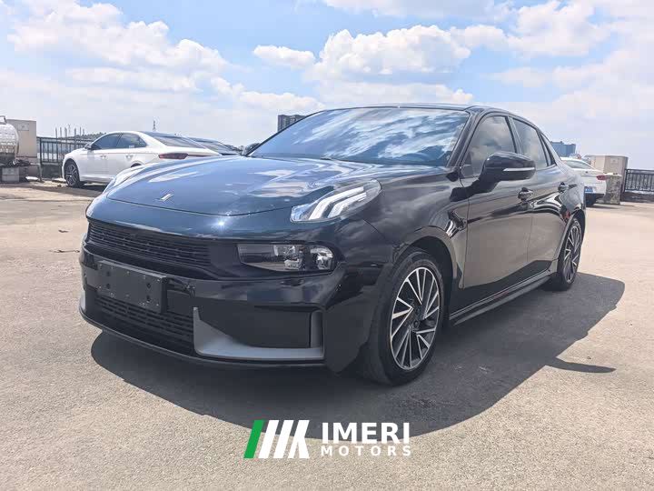 Lynk & Co 03 1.5T DCT Pro