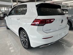 Volkswagen Golf 2021 280TSI DSG Pro - ფოტო 13