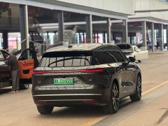 NIO ES8 2024 100kWh Signature Edition - ფოტო 12