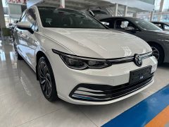 Volkswagen Golf 2021 280TSI DSG Pro - ფოტო 3