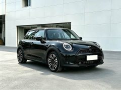 BMW MINI 2025 1.5T COOPER Classic 5-Door - ფოტო 3