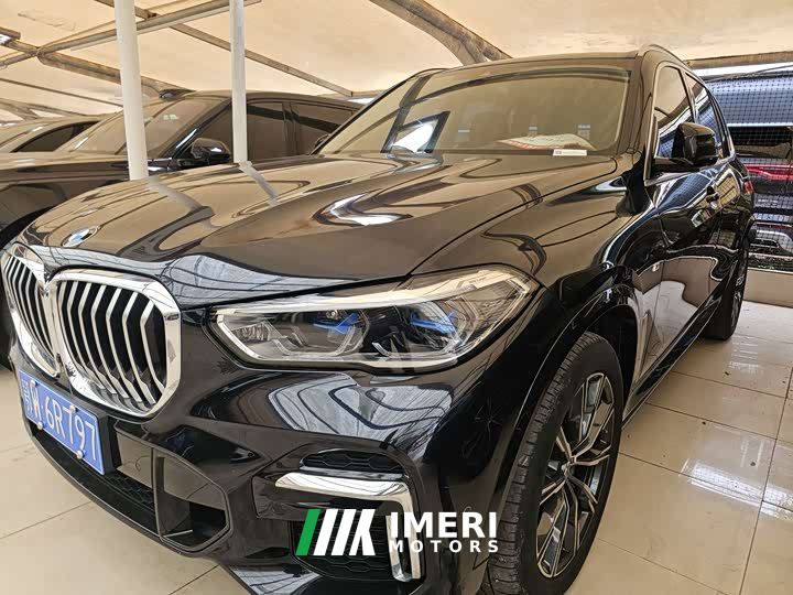 BMW X5 xDrive 30Li Luxury M Sport Package