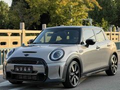 BMW MINI 2023 Facelift 2.0T COOPER S Artist Five-Door - ფოტო 1