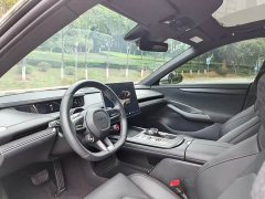Xiaomi SU7 Rear-Wheel Drive Standard Founder Edition - ფოტო 4