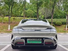 Xiaomi SU7 Rear-Wheel Drive Standard Founder Edition - ფოტო 8