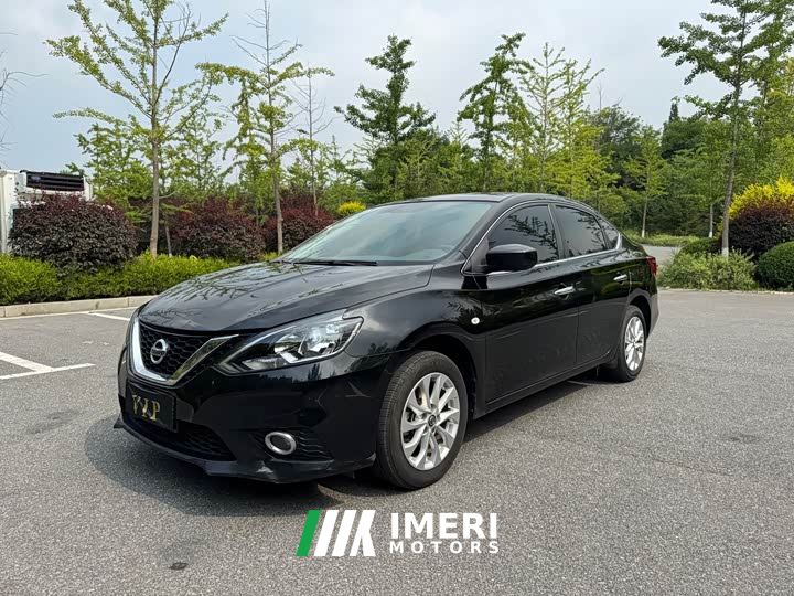 Nissan Sylphy 1.6L CVT Black Gold Edition