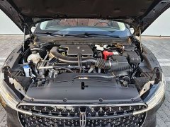 Lincoln Z 2.0T Premier - ფოტო 11