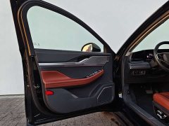 Lincoln Z 2.0T Premier - ფოტო 7