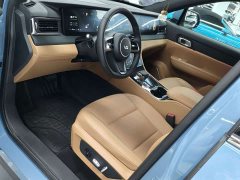 Li Auto ONE Extended Range 6-Seater - ფოტო 10