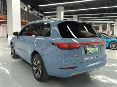 Li Auto ONE Extended Range 6-Seater - ფოტო 13