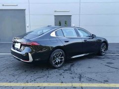 BMW 5 Series 530Li Premier Luxury Package - ფოტო 4