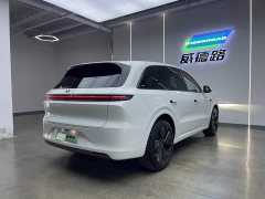 Li Auto L6 2024 Pro - ფოტო 8