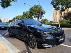 BMW 5 Series 530Li Premier M Sport Package - ფოტო 3