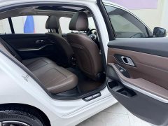 BMW 3 Series 320Li M Sport Package - ფოტო 20