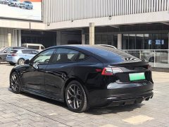 Tesla Model 3 Performance All-Wheel Drive - ფოტო 9