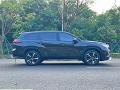 Toyota Crown Venza 2022 2.5L HEV AWD Premium - ფოტო 4