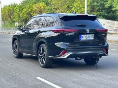 Toyota Crown Venza 2022 2.5L HEV AWD Premium - ფოტო 5