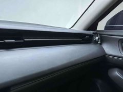Honda Vezel 1.5L CVT Tech Edition - ფოტო 16