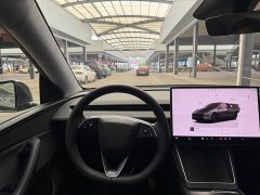 Tesla Model Y Rear-Wheel Drive - ფოტო 9