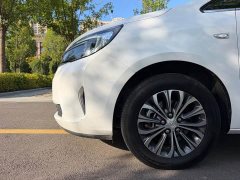 Buick GL8 Land Business Class 652T Luxury - ფოტო 5