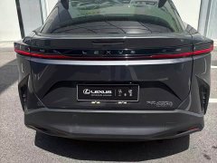 Lexus RZ 2023 450e AWD Luxury Edition - ფოტო 3