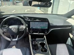 Lexus RZ 2023 450e AWD Luxury Edition - ფოტო 8