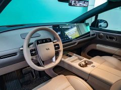 Li Auto i6 2025 Two-Wheel Drive Standard - ფოტო 13