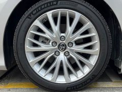 Toyota Camry 2.5G Luxury - ფოტო 12
