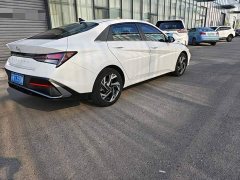 Hyundai Elantra 1.5L CVT GLS Leading Edition - ფოტო 5